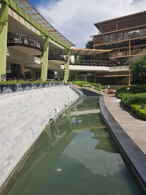 Centro Comercial Ayala Center Cebu